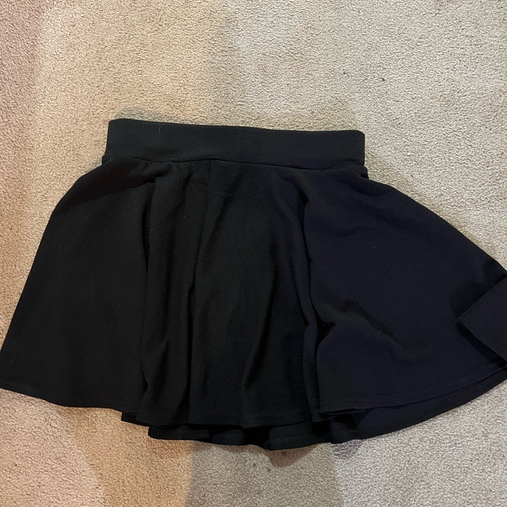 Skater skirt size medium